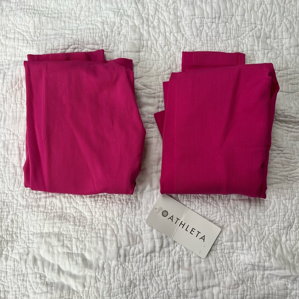 Athleta Aurora Tight in Vibrant Pink